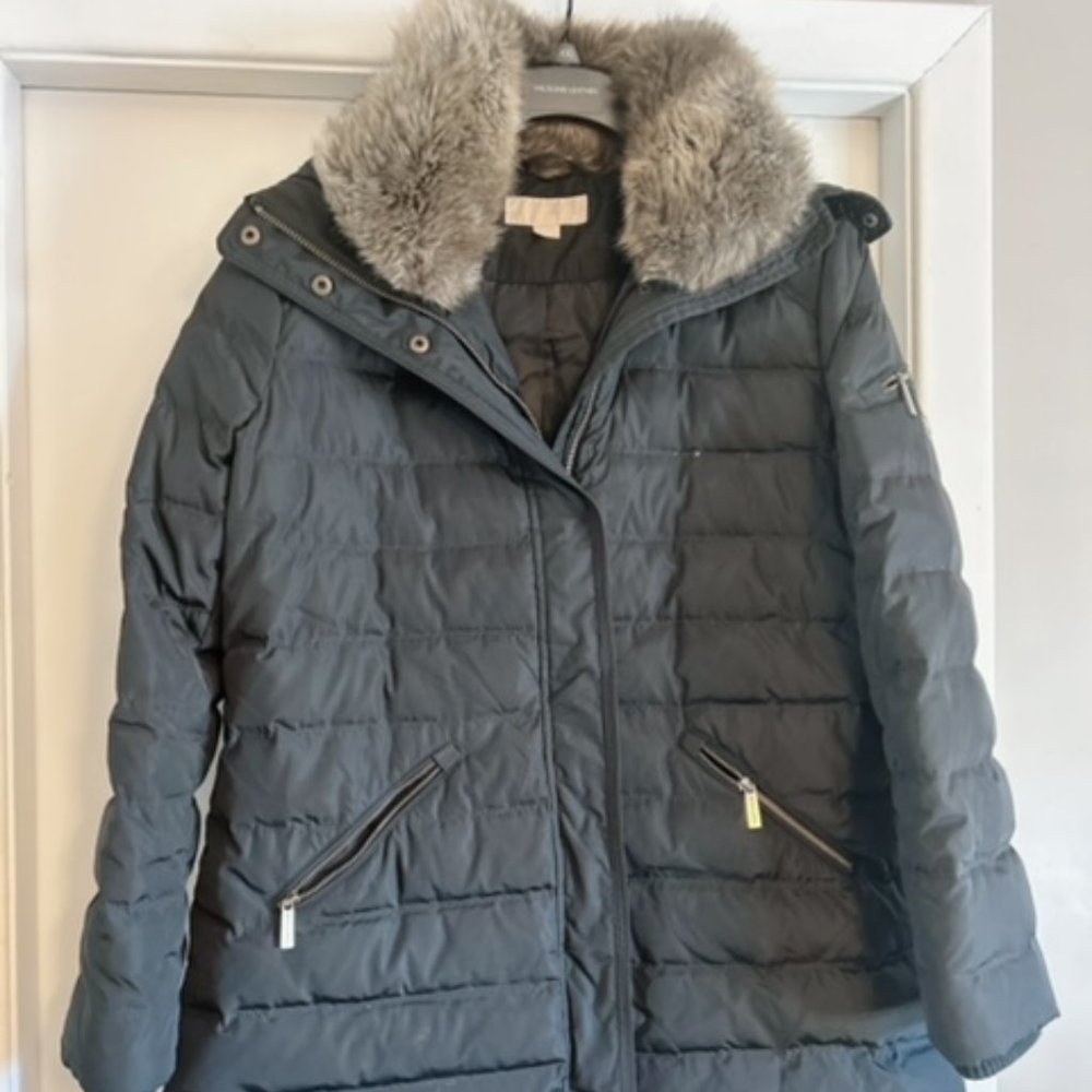Michael Kors Black Puffy Winter Jacket w/ Faux Fur Collar
